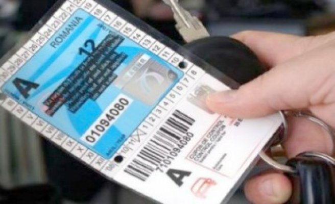 CNADNR opreşte joi sistemul care emite rovinietele